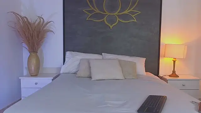 PamelaParrish online show from 01-13-26, 12:32