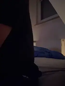 Bennyben8604 online show from 02-28-25, 12:43