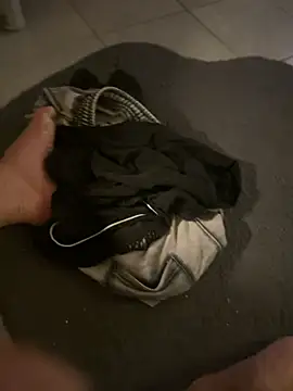 Bennyben8604 online show from 04-15-26, 01:23