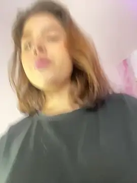 Lia sex69 online show from 03-08-25, 05:07