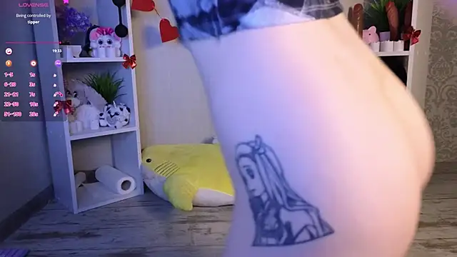 hannah lourens online show from 02-16-25, 05:37