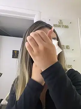 Snapshot of _Emma_Valka chatting on 02-01-25, 09:29 Emma Valka online show from 02-01-25, 09:29