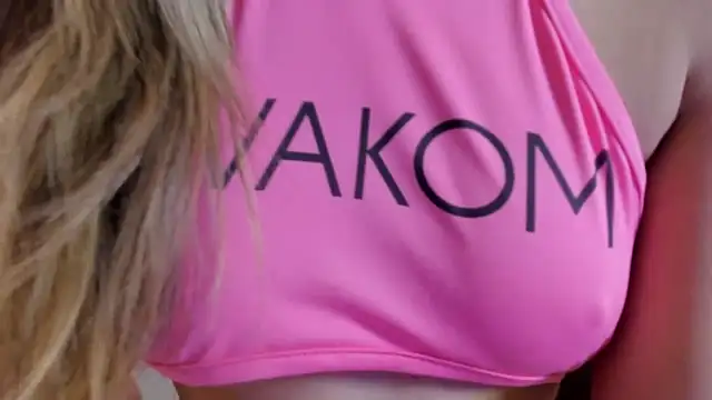 Snapshot of _Emma_Valka chatting on 10-30-25, 03:24 Emma Valka online show from 10-30-25, 03:24