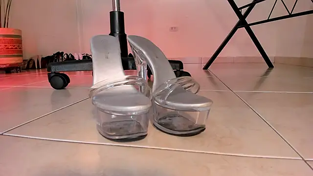 Kimmroggerr online show from 02-15-25, 08:22