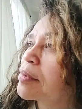 Snapshot of Alma_Sexyy chatting on 10-18-25, 09:59 Alma Sexyy online show from 10-18-25, 09:59