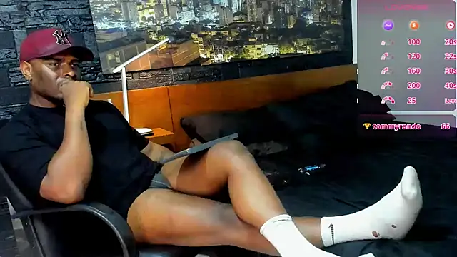 Snapshot of thomas_santtos1 chatting on 02-07-25, 02:40 thomas santtos1 online show from 02-07-25, 02:40