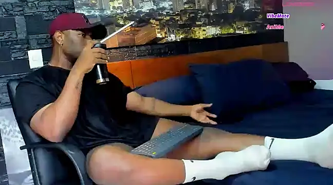 Snapshot of thomas_santtos1 chatting on 03-17-25, 01:08 thomas santtos1 online show from 03-17-25, 01:08