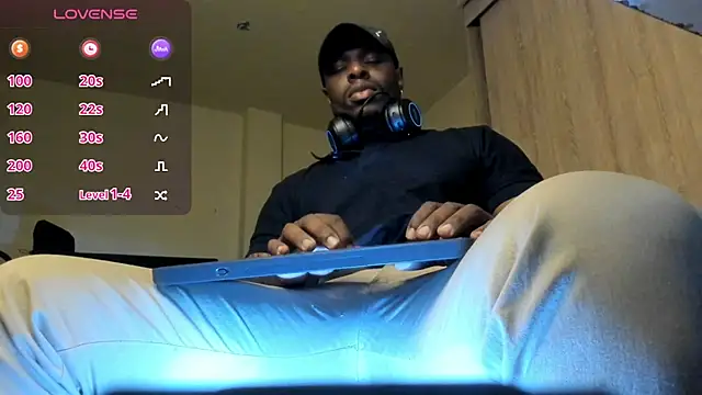 thomas santtos1 online show from 07-17-26, 02:45