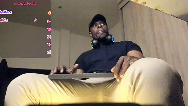 thomas santtos1 online show from 07-18-26, 04:05