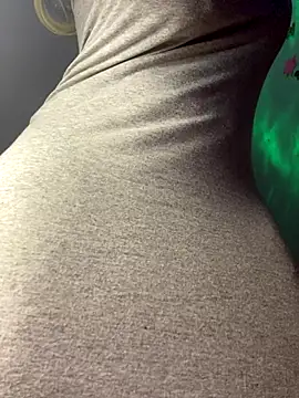 Cherrytowild online show from 10-30-25, 08:16