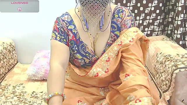 Snapshot of sheetaldave chatting on 02-01-25, 07:13 sheetaldave online show from 02-01-25, 07:13