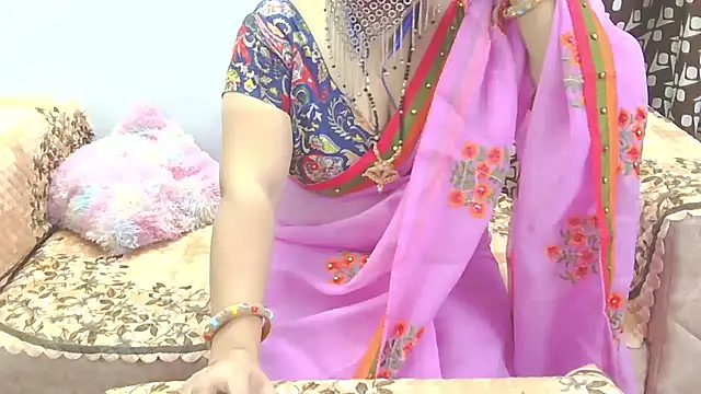 Snapshot of sheetaldave chatting on 02-09-25, 07:19 sheetaldave online show from 02-09-25, 07:19