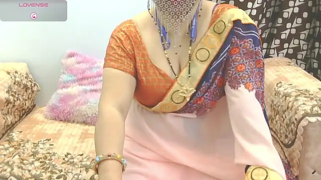 Snapshot of sheetaldave chatting on 02-11-25, 06:44 sheetaldave online show from 02-11-25, 06:44