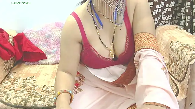 Snapshot of sheetaldave chatting on 02-18-25, 09:31 sheetaldave online show from 02-18-25, 09:31