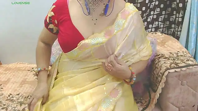 Snapshot of sheetaldave chatting on 02-22-25, 08:53 sheetaldave online show from 02-22-25, 08:53