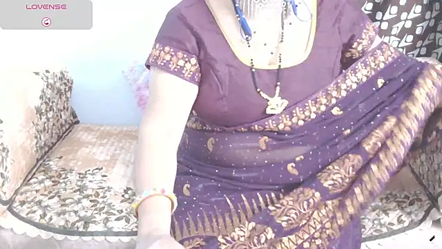 Snapshot of sheetaldave chatting on 03-04-25, 06:07 sheetaldave online show from 03-04-25, 06:07