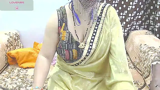 Snapshot of sheetaldave chatting on 03-19-25, 06:55 sheetaldave online show from 03-19-25, 06:55