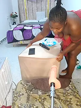 Snapshot of catehorny chatting on 01-30-25, 09:47 catehorny online show from 01-30-25, 09:47