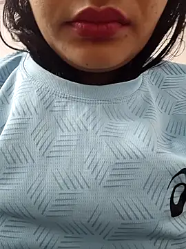 Snapshot of Aaradhya chatting on 12-18-24, 01:26 Aaradhya online show from 12-18-24, 01:26