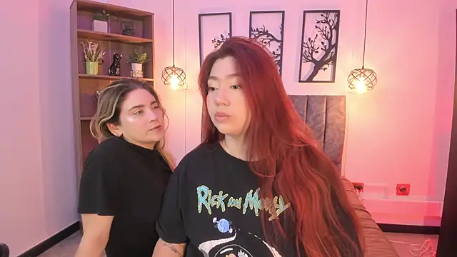 Snapshot of Andy_and_emma chatting on 02-23-25, 12:48 Andy and emma online show from 02-23-25, 12:48