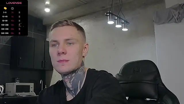 Snapshot of Lechery_boy chatting on 12-10-24, 06:17 Lechery boy online show from 12-10-24, 06:17