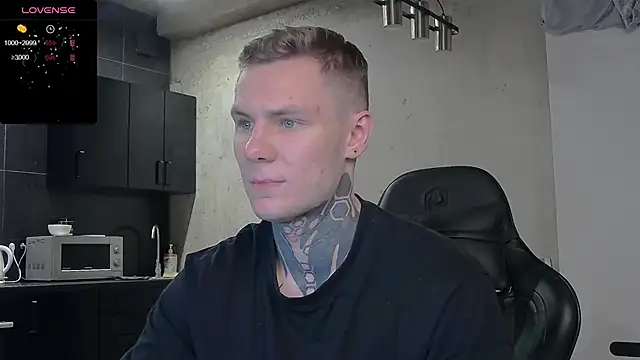 Snapshot of Lechery_boy chatting on 12-15-24, 04:07 Lechery boy online show from 12-15-24, 04:07