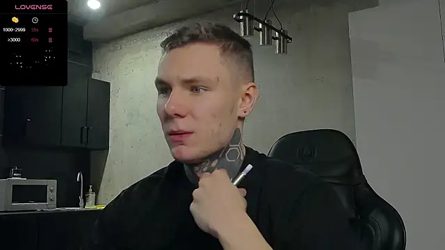 Snapshot of Lechery_boy chatting on 12-16-24, 04:13 Lechery boy online show from 12-16-24, 04:13