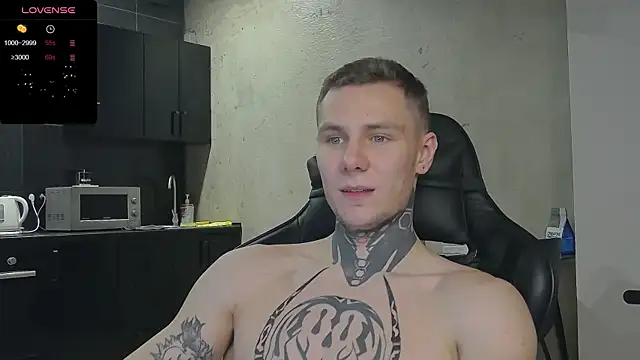 Snapshot of Lechery_boy chatting on 12-16-24, 07:15 Lechery boy online show from 12-16-24, 07:15