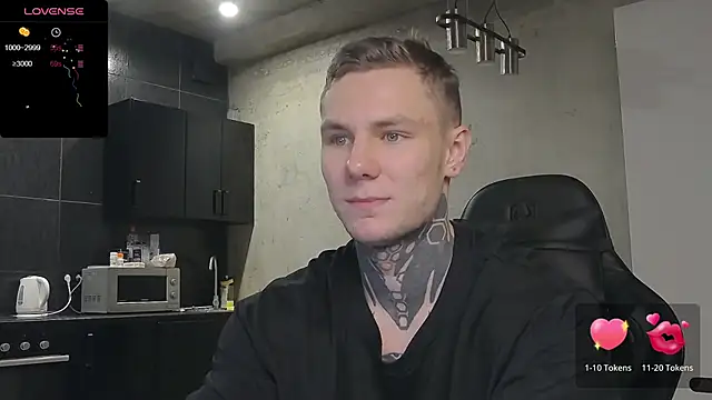 Snapshot of Lechery_boy chatting on 12-20-24, 07:01 Lechery boy online show from 12-20-24, 07:01