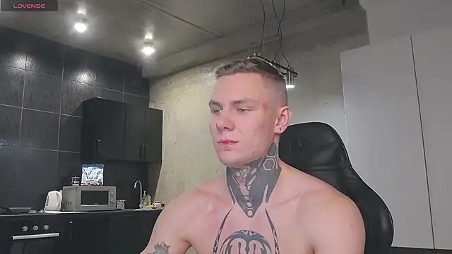 Snapshot of Lechery_boy chatting on 01-13-25, 01:17 Lechery boy online show from 01-13-25, 01:17