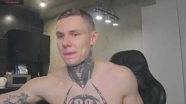 Snapshot of Lechery_boy chatting on 01-20-25, 03:39 Lechery boy online show from 01-20-25, 03:39