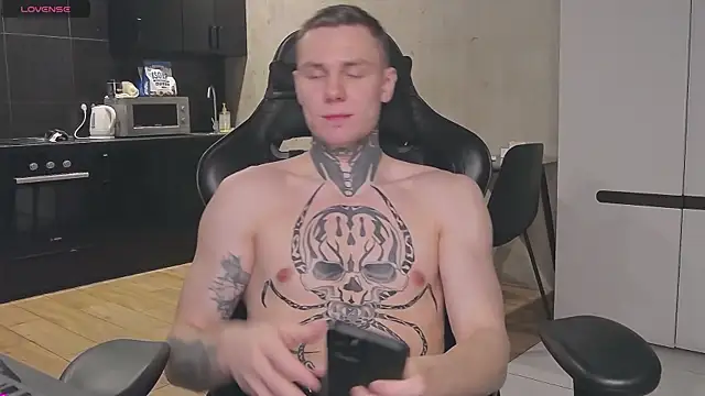 Snapshot of Lechery_boy chatting on 01-22-25, 07:57 Lechery boy online show from 01-22-25, 07:57