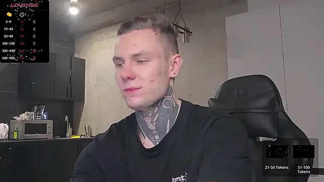 Snapshot of Lechery_boy chatting on 01-25-25, 10:18 Lechery boy online show from 01-25-25, 10:18