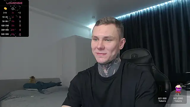 Snapshot of Lechery_boy chatting on 01-28-25, 08:04 Lechery boy online show from 01-28-25, 08:04