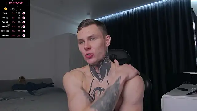 Snapshot of Lechery_boy chatting on 01-28-25, 11:07 Lechery boy online show from 01-28-25, 11:07