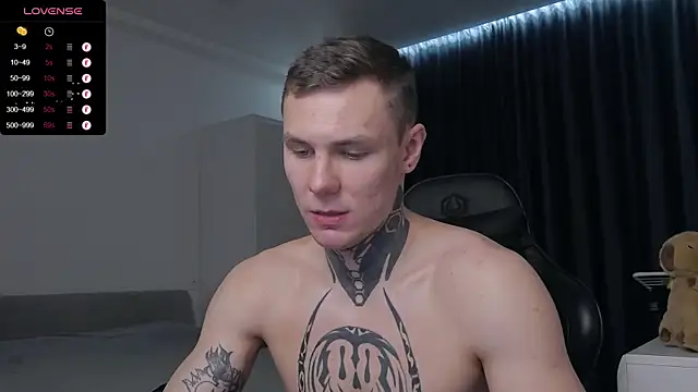 Snapshot of Lechery_boy chatting on 01-31-25, 06:36 Lechery boy online show from 01-31-25, 06:36