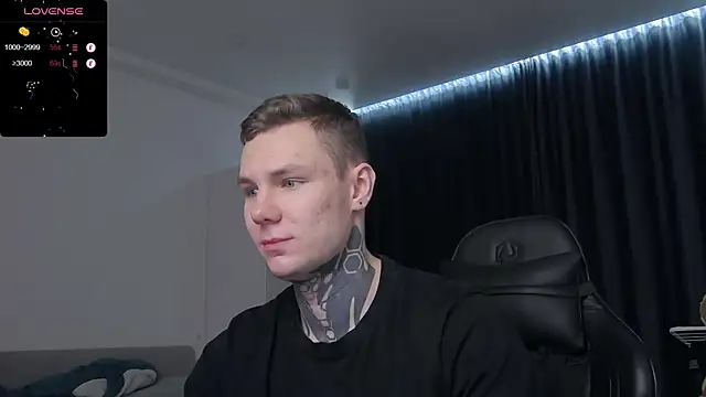 Snapshot of Lechery_boy chatting on 02-01-25, 08:08 Lechery boy online show from 02-01-25, 08:08