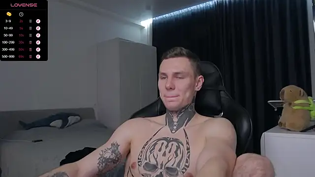 Snapshot of Lechery_boy chatting on 02-01-25, 02:13 Lechery boy online show from 02-01-25, 02:13