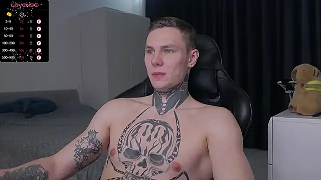 Snapshot of Lechery_boy chatting on 02-02-25, 06:42 Lechery boy online show from 02-02-25, 06:42