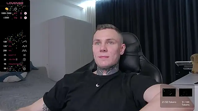 Snapshot of Lechery_boy chatting on 02-14-25, 07:44 Lechery boy online show from 02-14-25, 07:44