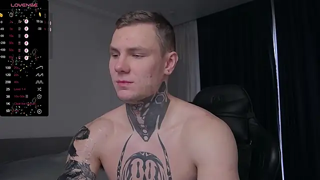 Snapshot of Lechery_boy chatting on 03-02-25, 06:59 Lechery boy online show from 03-02-25, 06:59