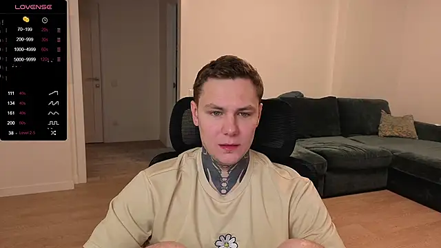 Snapshot of Lechery_boy chatting on 10-02-25, 09:05 Lechery boy online show from 10-02-25, 09:05