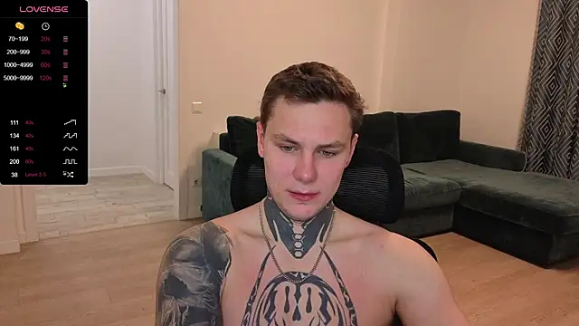 Snapshot of Lechery_boy chatting on 10-07-25, 02:47 Lechery boy online show from 10-07-25, 02:47