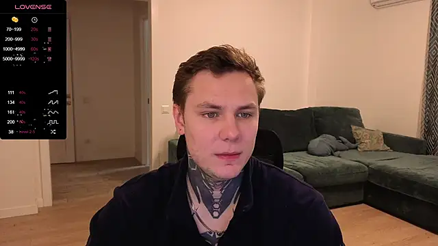 Snapshot of Lechery_boy chatting on 11-01-25, 08:27 Lechery boy online show from 11-01-25, 08:27