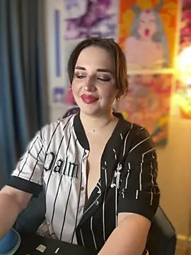 HoneySweetBee online show from 03-01-26, 03:58