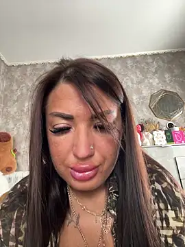 RuslanaXX online show from 10-06-25, 04:21