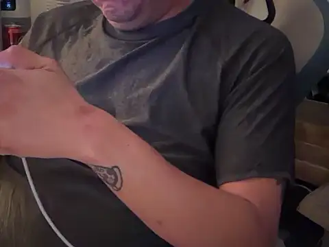 Mikeypnp1494 online show from 11-10-25, 06:07