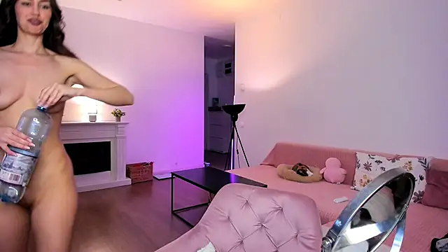 AnysaSmith online show from 04-17-26, 08:34