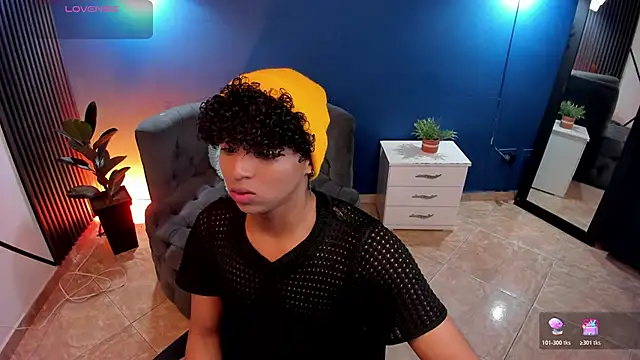 Noah Smith04 online show from 11-12-25, 04:24