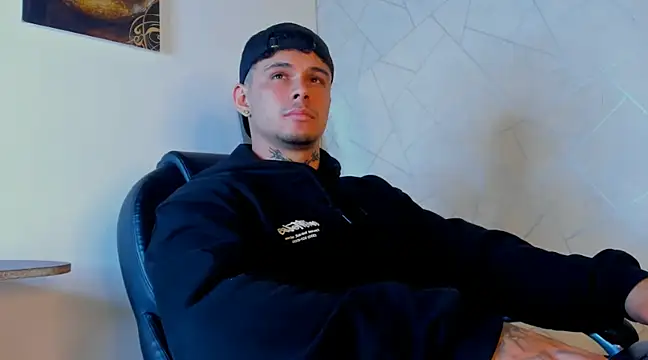 Snapshot of NoahhBrown chatting on 03-03-25, 03:52 NoahhBrown online show from 03-03-25, 03:52